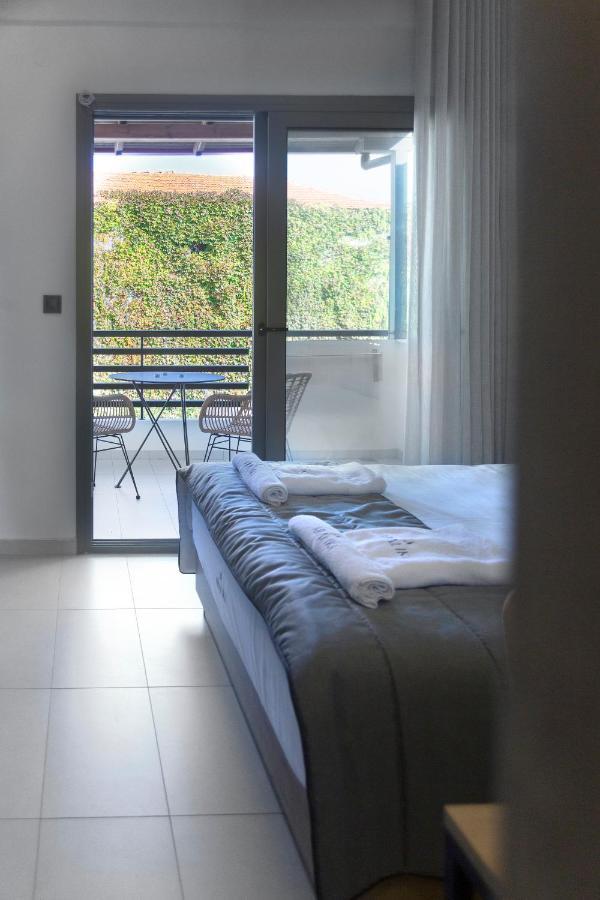 Araliki Suites Polychrono Buitenkant foto