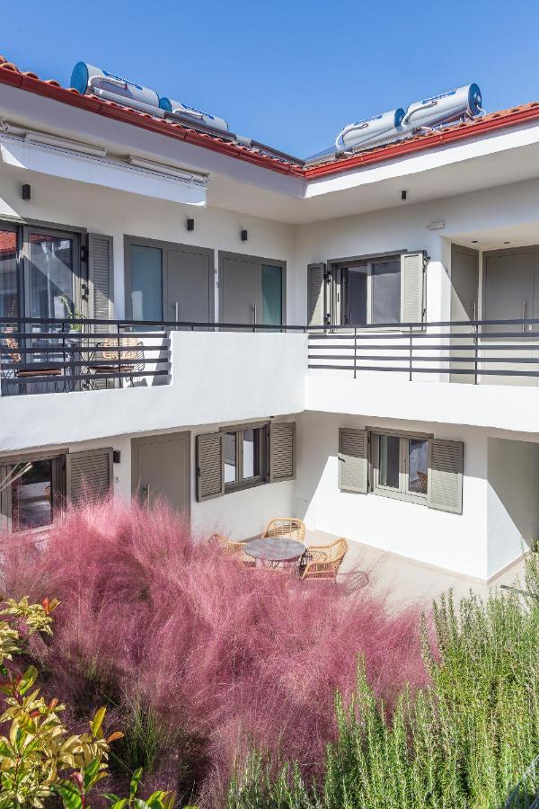 Araliki Suites Polychrono Buitenkant foto